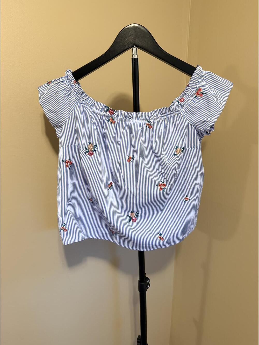 Guess Los Angeles Blue White Embroidered Off Shoulder Top Small Cottagecore